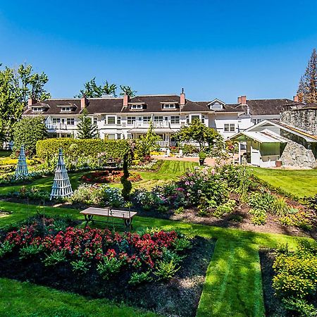 Crown Mansion Boutique Hotel & Villas Qualicum Beach Eksteriør bilde