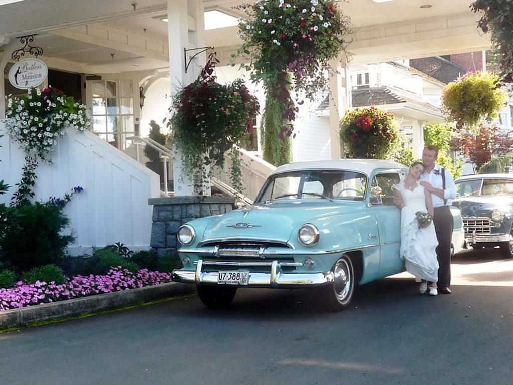 Crown Mansion Boutique Hotel & Villas Qualicum Beach Eksteriør bilde
